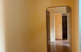 Apartament 3 camere decomandat, etaj 2, zona Dezrobirii