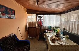 Casă pe parter de 103 mp, cu anexe de 60 mp și teren 5.000 mp, Pietroaia