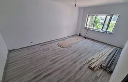 Apartament 4 camere decomandat 83.33 mp, Craiovita Noua( zona Scoala 34)