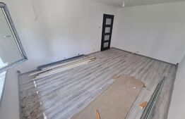 Apartament 4 camere decomandat 83.33 mp, Craiovita Noua( zona Scoala 34)