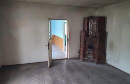 Casă 78 mp utili si 586 mp teren, două fronturi stradale, zona Catargiu