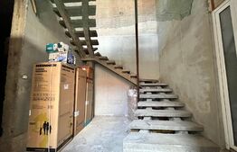 Casă cu spațiu comercial, 2 magazine, 363 mp utili, 331 mp teren, Ultracentral Severin