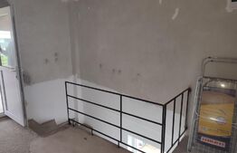 Casă 215 mp  ,teren 318 mp ,zona Selgros