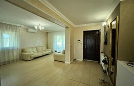 Casă deosebită pe parter, 139 mp utili, 1.000 mp teren, Bariera Vâlcii