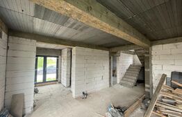 Casa P+E 140 mp utili, 300 mp teren, Isalnita