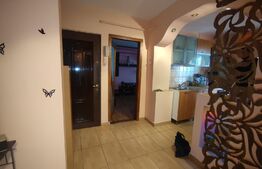 Apartament de 2 camere, decomandat, centrala termica, zona Materna