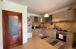 Casă pe parter cu o superbă grădină, 141 mp construiți și 469 mp teren, Cârcea