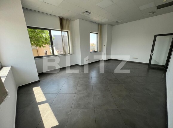 Spațiu birouri de închiriat Ultracentral - 117804SIB | BLITZ Craiova | Poza9