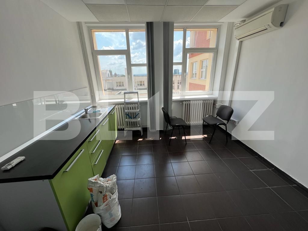 Spațiu birouri de închiriat Ultracentral - 117805SIB | BLITZ Craiova | Poza8