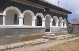 Casă de vanzare, 1.000 mp teren, Filiasi