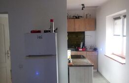 Casă boierească la cheie, 72 mp, curte 747 mp, Vârvorul de Jos