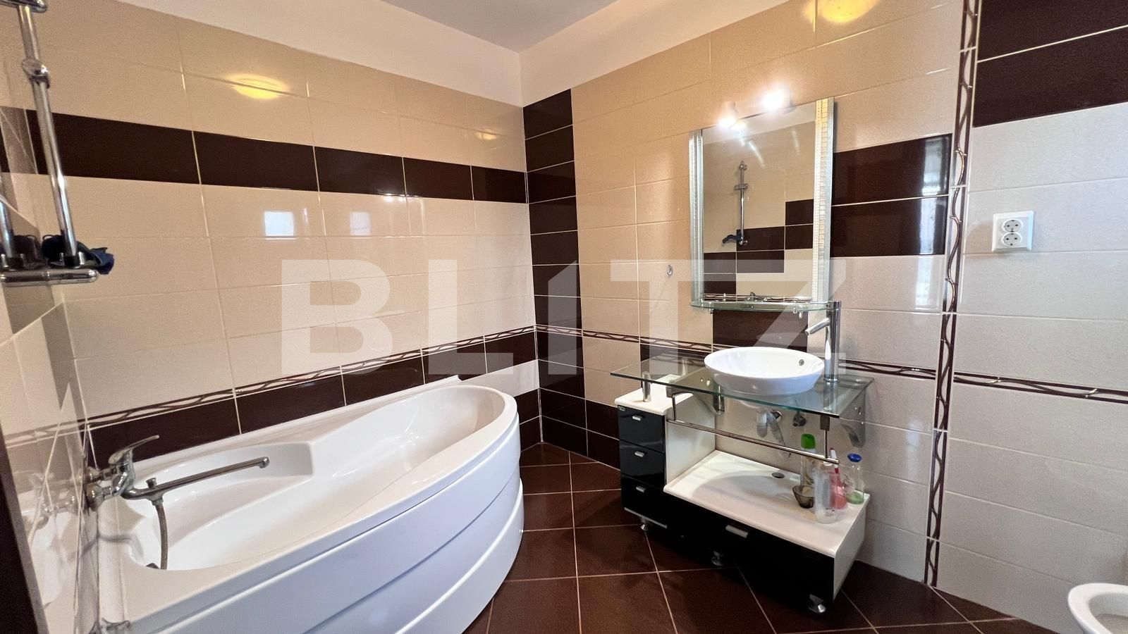 Casa de închiriat 5 camere Exterior Est - 117939CI | BLITZ Craiova | Poza10
