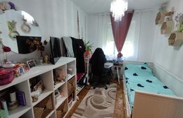 Apartament 3 camere, etajul 1 cu centrala termica, Zona Esplanada Craiovita