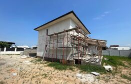 Case P + E, 120 mp utili, 3/400 mp teren, zona Selgros