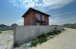 Case P + E, 120 mp utili, 3/400 mp teren, zona Selgros