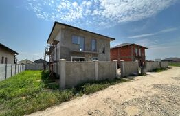 Case P + E, 120 mp utili, 3/400 mp teren, zona Selgros