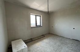 Case P + E, 120 mp utili, 3/400 mp teren, zona Selgros