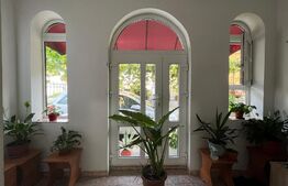 Casă frumoasă P + E de 170 mp utili, 1.500 mp teren, zona Mofleni