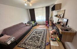 Apartament de 3 camere, decomandat, centrala termica, zona 1Mai