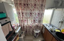 Apartament de 3 camere, decomandat, centrala termica, zona 1Mai