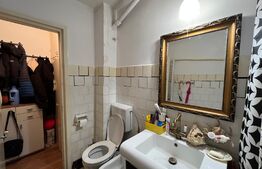 Apartament cu 3 camere, decomandat, 68 mp, parter, Siloz