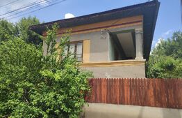 Casă bătrânească cu teren 1185 mp , Palilula