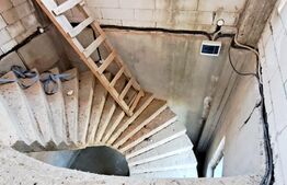 Casa P+2, 370 mp utili și 647 mp teren, vedere panoramica, toate utilitățile,Popoveni!