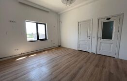 OCAZIE! Clădire P + 2, 170 mp utili, 50 mp terasă, vad pietonal și auto, Sărari