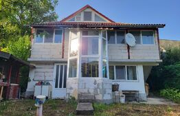 Casa individuala, teren 902 mp, Leamna de Jos