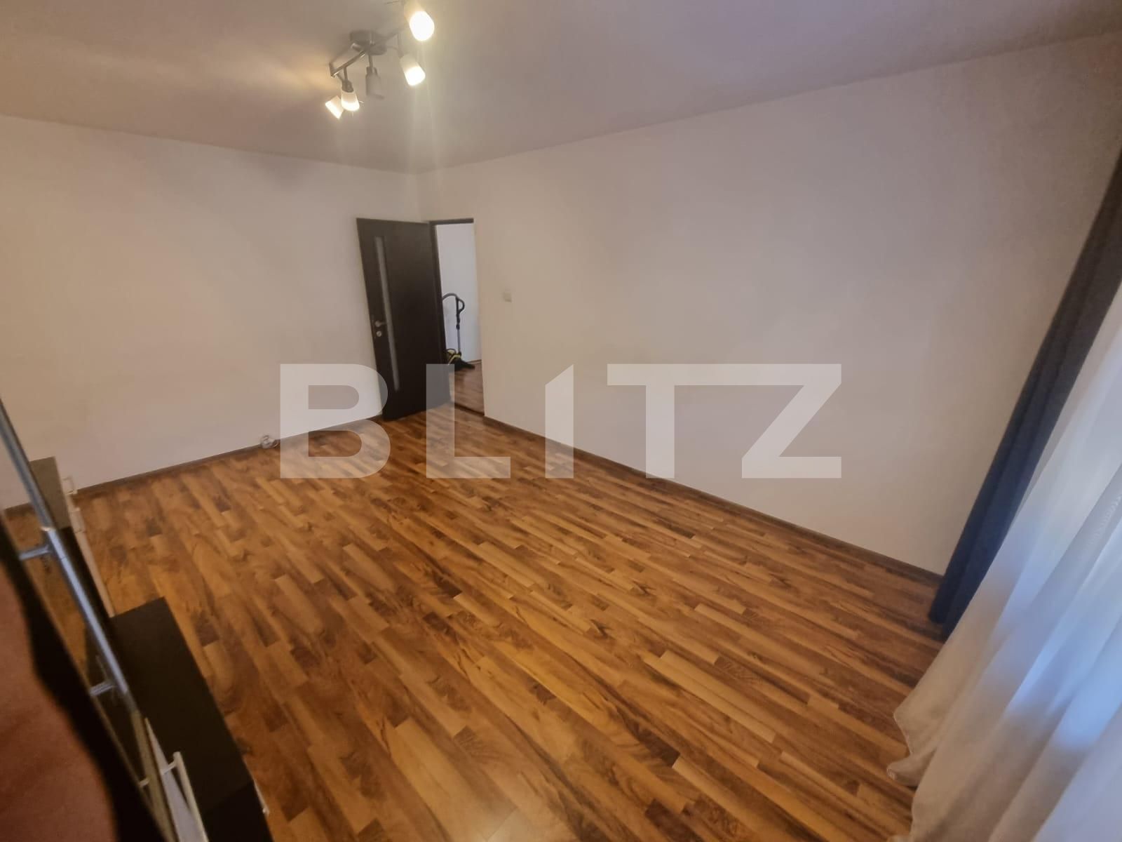 Apartament de vânzare 3 camere 1 Mai - 121669AV | BLITZ Craiova | Poza2