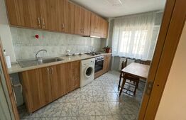 Apartament de 3 camere, 80 mp, centrala termica, zona Garii