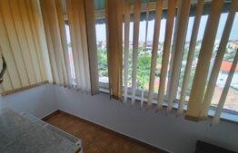 Apartament de 3 camere, centrala termica, aer conditionat, cartier Valea Rosie