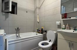 Apartament decomandat cu 3 camere în zona 1 Mai - „La Sara