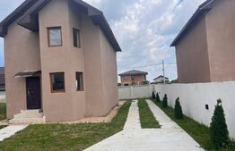 Casă 90 mp, teren 300 mp, semi-finisată, zona Damila