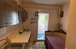 Apartament de 2 camere, decomandat, 51 mp, Rovine, zona Pizza Ibiza