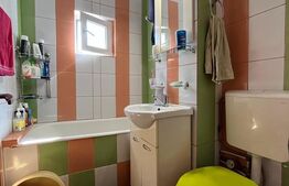 Apartament cu 3 camere semidecomandat în zona Craiovița (Piața Orizont)