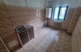 Apartament 3 camere decomandat, Zona Gara