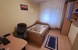 Apartament decomandat cu 3 camere, 68 mp, Valea Roșie, cartierul Sărari