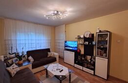 Apartament decomandat cu 3 camere, 68 mp, Valea Roșie, cartierul Sărari