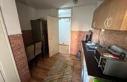 Apartament Semidecomandat de 2 Camere, Calea București - Teatrul Colibri
