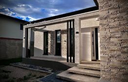 Casa 4 camere, 135mp, zona Carcea