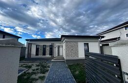 Casa 4 camere, 135mp, zona Carcea