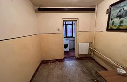 Apartament semidecomandat de 2 camere, în zona Orizont - Craiovița Nouă