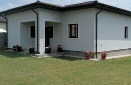 Casa 2 camere, 116 mp, Sud