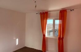 Casă în regim P+1, cu teren aferent de 899mp în Sărbătoarea Dolj