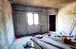 Casa P+E la gri, 140 mp utili si 340 mp teren, Cernele!