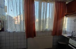 Apartament 3 camere, decomandat, etajul 2, zona Baba Novac