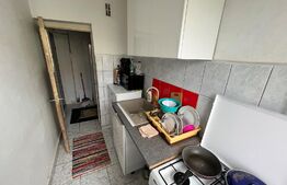 Apartament de 2 camere în Craiovița Nouă, ideal pentru un cuplu tânăr