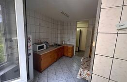 Apartament de 3 camere, decomandat, aer conditionat, zona Valea Rosie