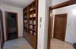 Apartament de 3 camere decomandat, zona Paltinis